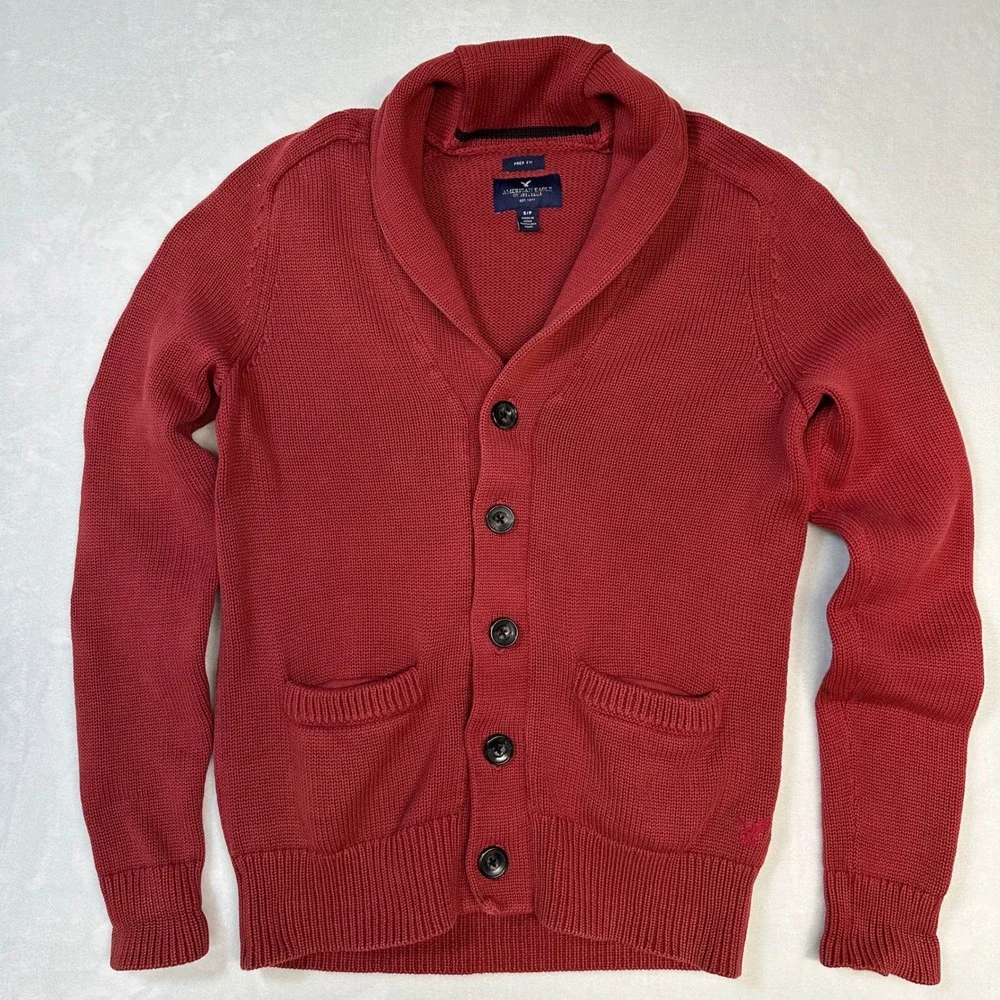 American Eagle Outfitters Men's Red Shawl Collar Cardigan Sweater Prep Fit Small